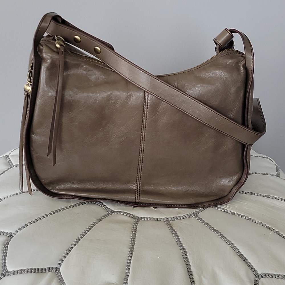 NWT Hobo Arlet Shoulder Bag, Shadow